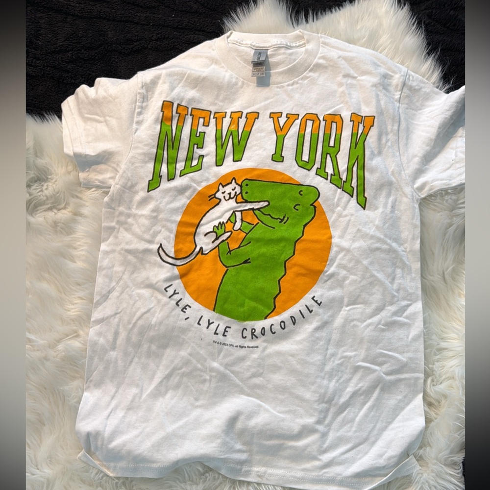 White and Green Reptile Graphic T-Shirt
